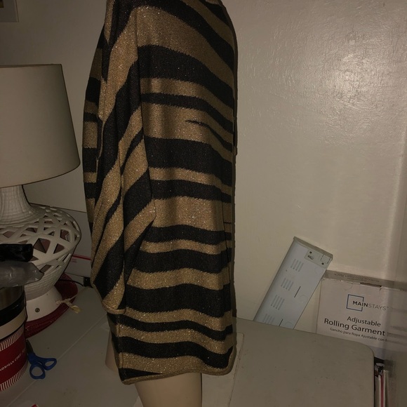 Jones of New York NWT Black & Gold Chic Sweater - Picture 7 of 8
